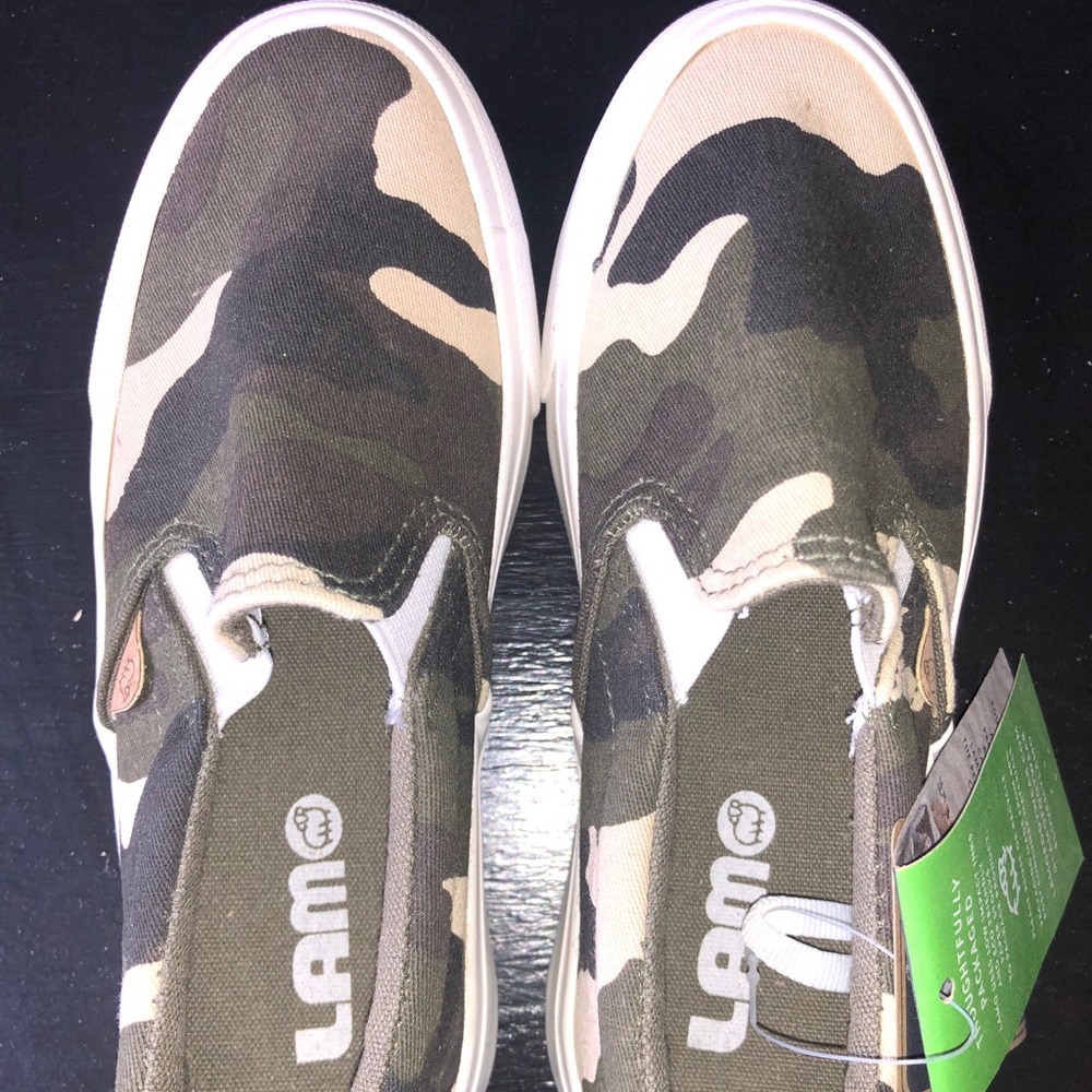 LAMO Camo little boys 13 slip on sneakers